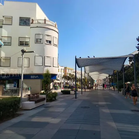 Encantador Estudio En Centro Peatonal De *